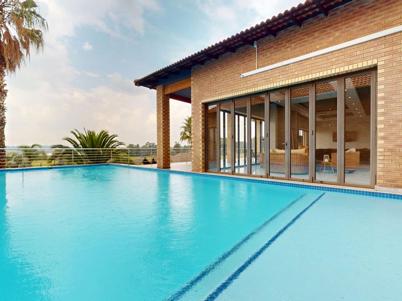 Exceptional Waterfront Living in the heart of Rynfield – A Rare Home with Endless Potential - Photo 3