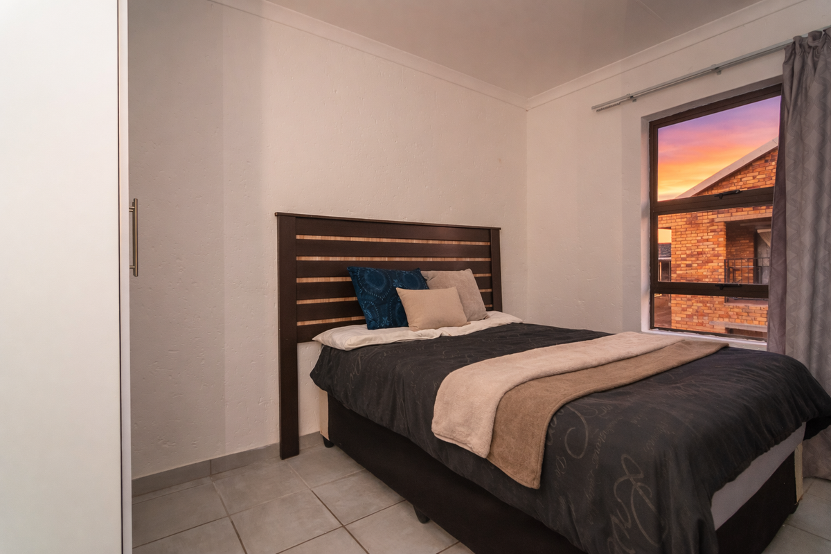 Modern Comfort: Your Spacious 3 Bedroom Apartment Awaits at Spring Glades | Roodepoort - Photo 5