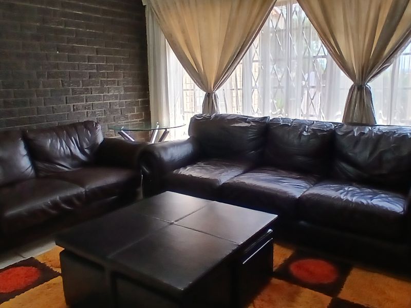 Spacious Family Living with Endless Potential in Brackenhurst - Photo 8