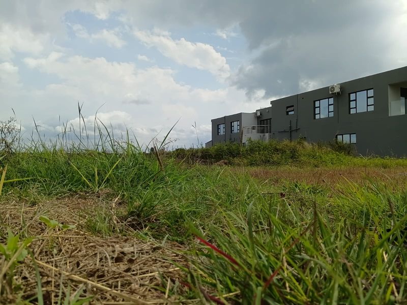 A Blank Canvas Waiting For You. - Photo 2