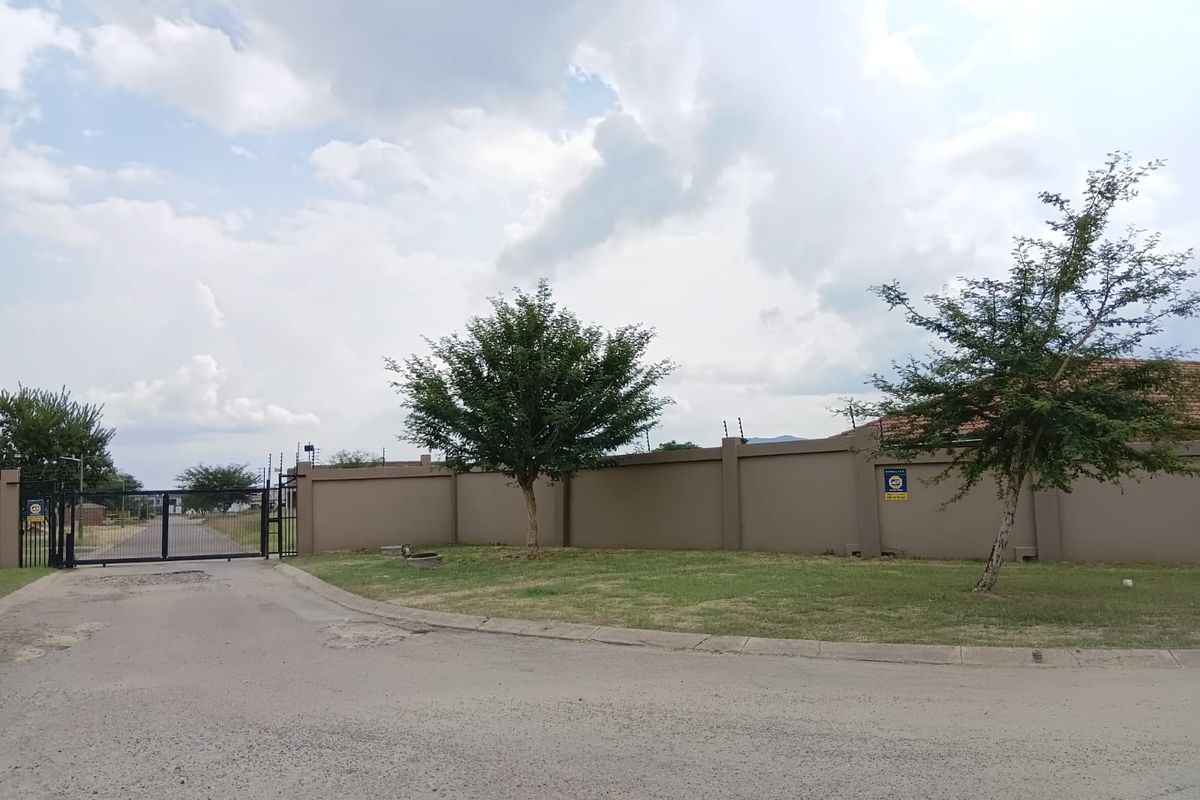 A Blank Canvas Waiting For You. - Photo 4