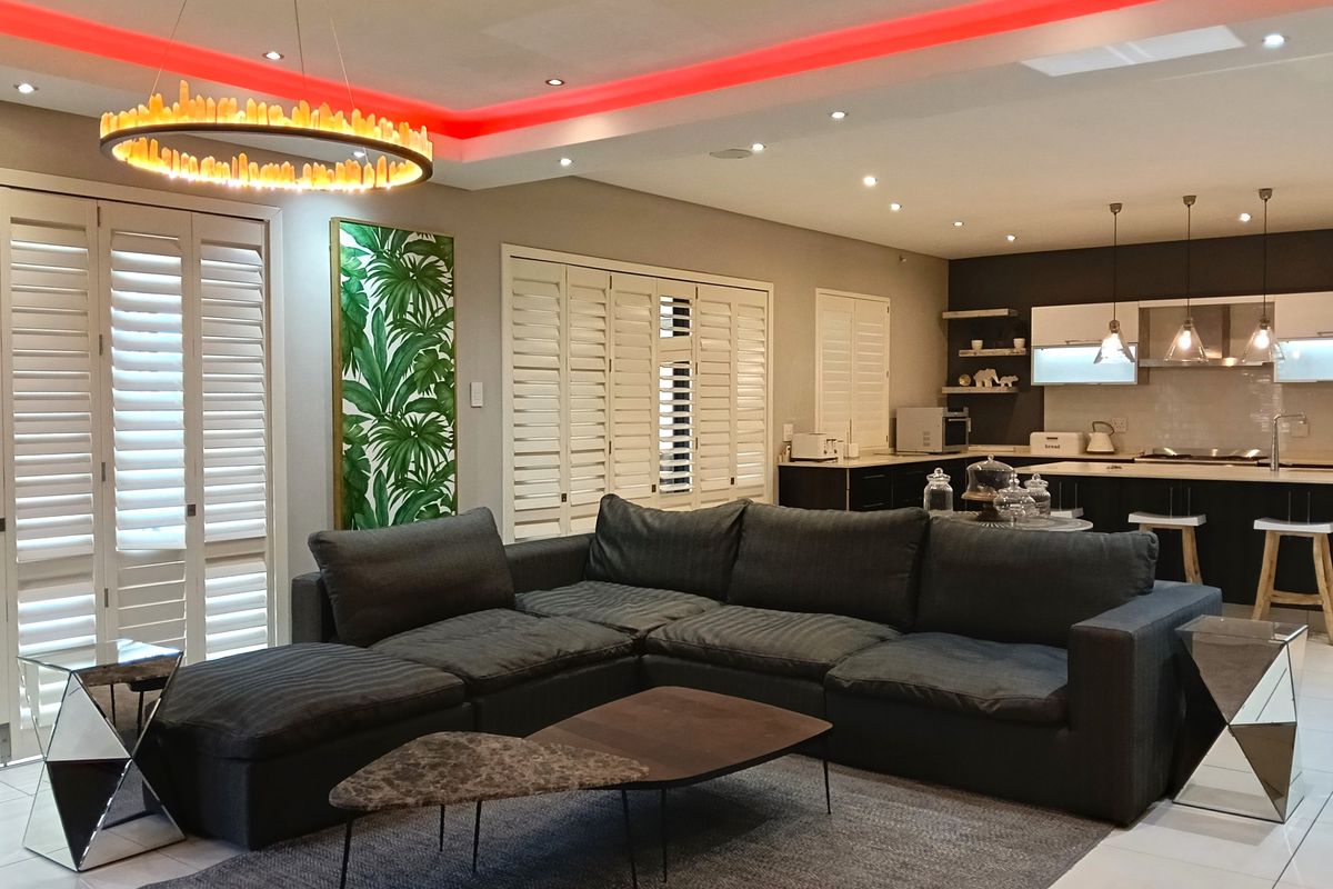 Luxury Lakeside Living in Mzingazi Golf Estate - Photo 2