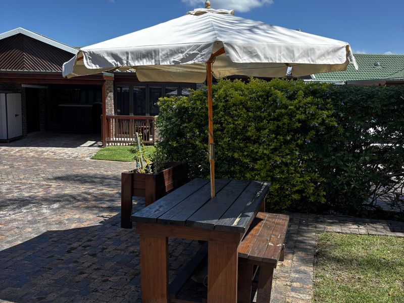 Charming Two-Bedroom Home in Secure Riverside Estate in Plettenberg Bay - Photo 8