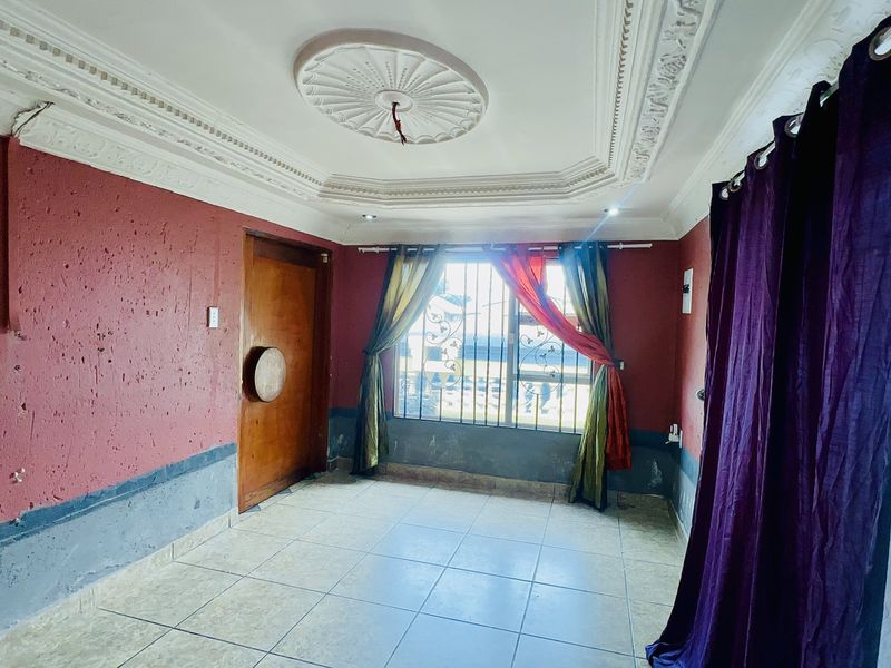 Modern 2-Bedroom Home with Jacuzzi Bath & Entertainment Area in Payneville, Springs - Photo 8