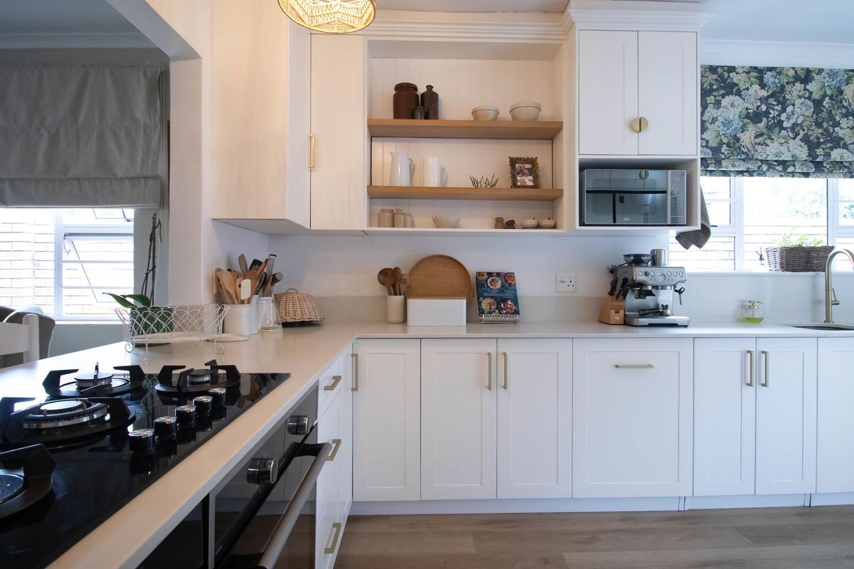 Neat-as-a-Pin & Fully Renovated – Just Move In and Enjoy! - Photo 5