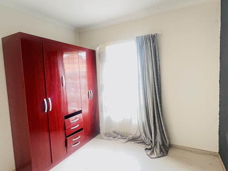 Affordable Gem with Big Potential in Salfin - Photo 8