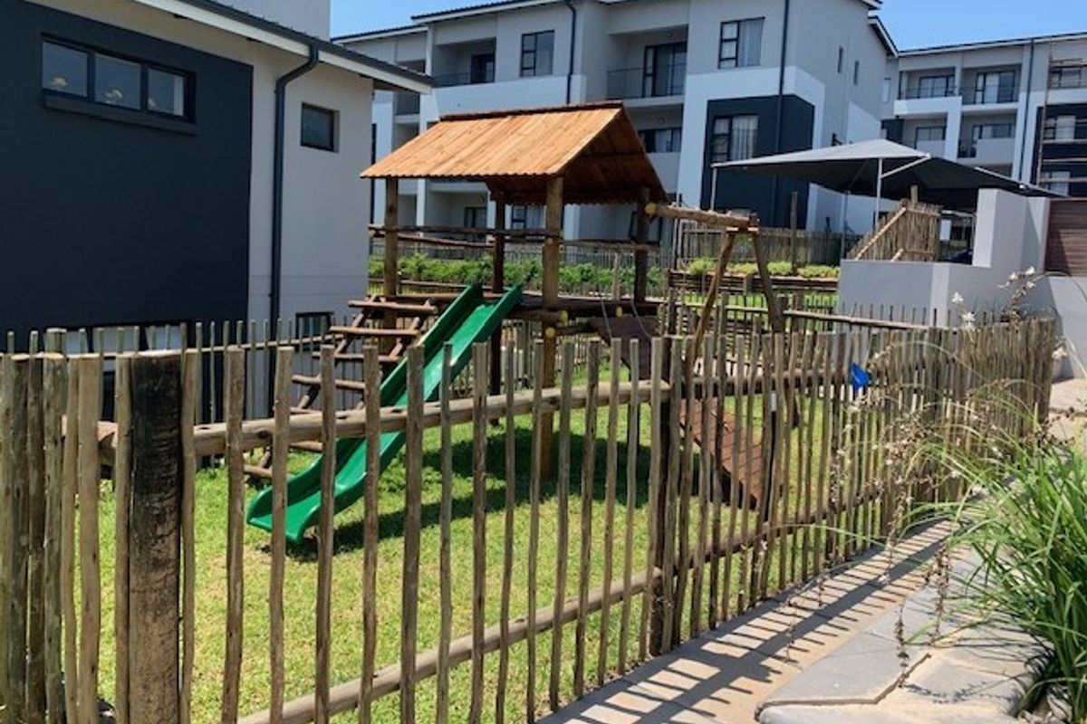 SITUATED IN A SOUGHT AFTER ESTATE ON  THE NORTH COAST 2 BEDROOM, 2 BATHROOM APARTMENT TO RENT - Photo 3