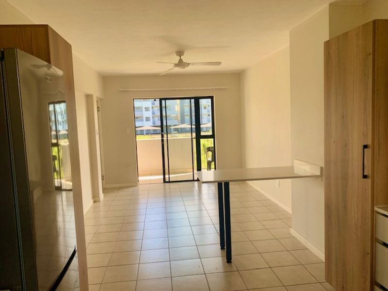 SITUATED IN A SOUGHT AFTER ESTATE ON  THE NORTH COAST 2 BEDROOM, 2 BATHROOM APARTMENT TO RENT - Photo 6