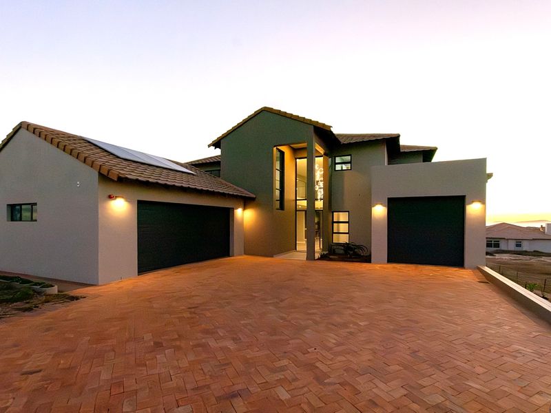 Elevated Living with Expansive Views - Photo 6