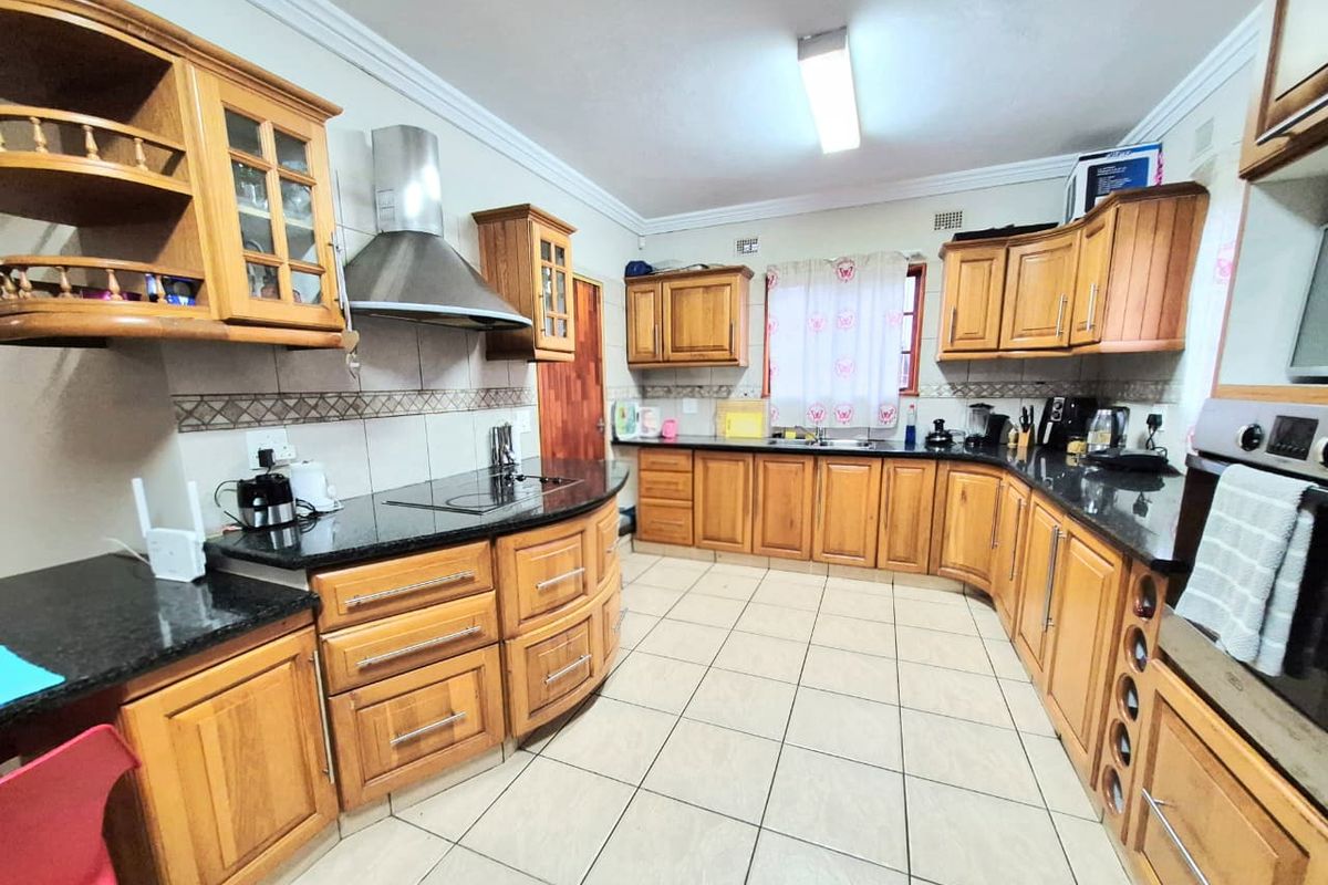 3-Bedroom Townhouse in Secure Complex with Private Garden – Empangeni - Photo 3