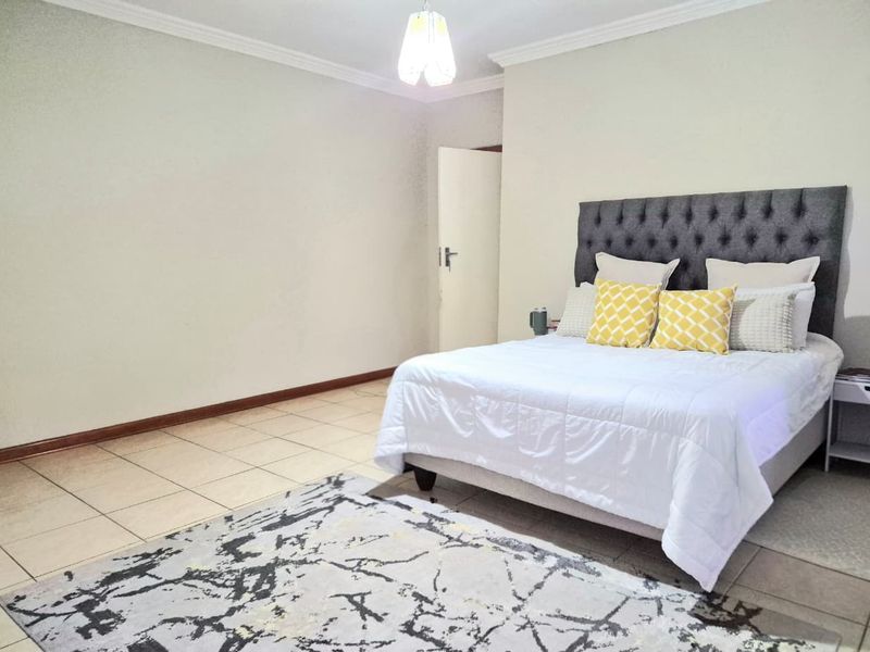 3-Bedroom Townhouse in Secure Complex with Private Garden – Empangeni - Photo 5