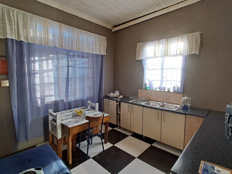 Charming 2-Bedroom Gem in the Heart of town – Perfect for First-Time Buyers or Investors - Photo 4