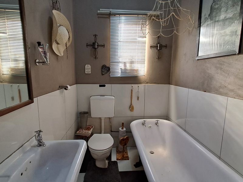 Charming 2-Bedroom Gem in the Heart of town – Perfect for First-Time Buyers or Investors - Photo 7