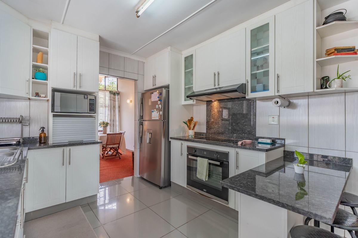 Your Cosy Dream Home Awaits you! - Photo 5