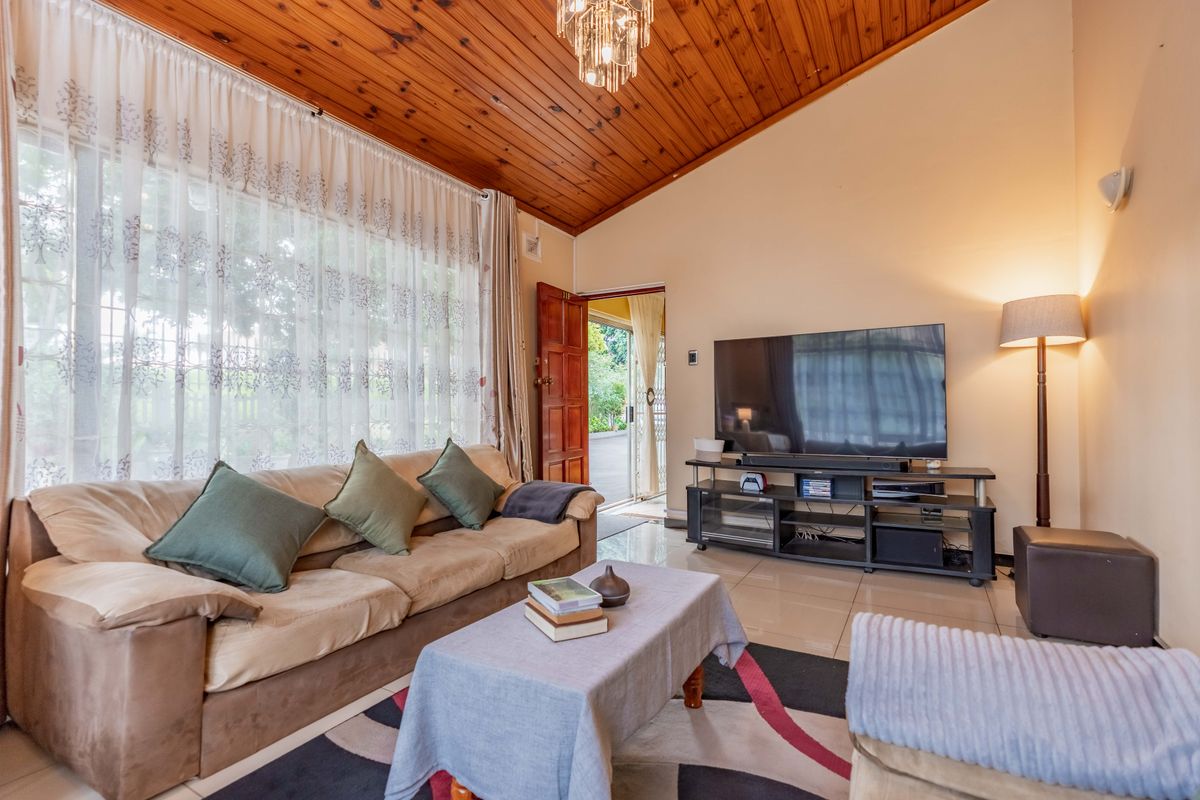 Your Cosy Dream Home Awaits you! - Photo 4