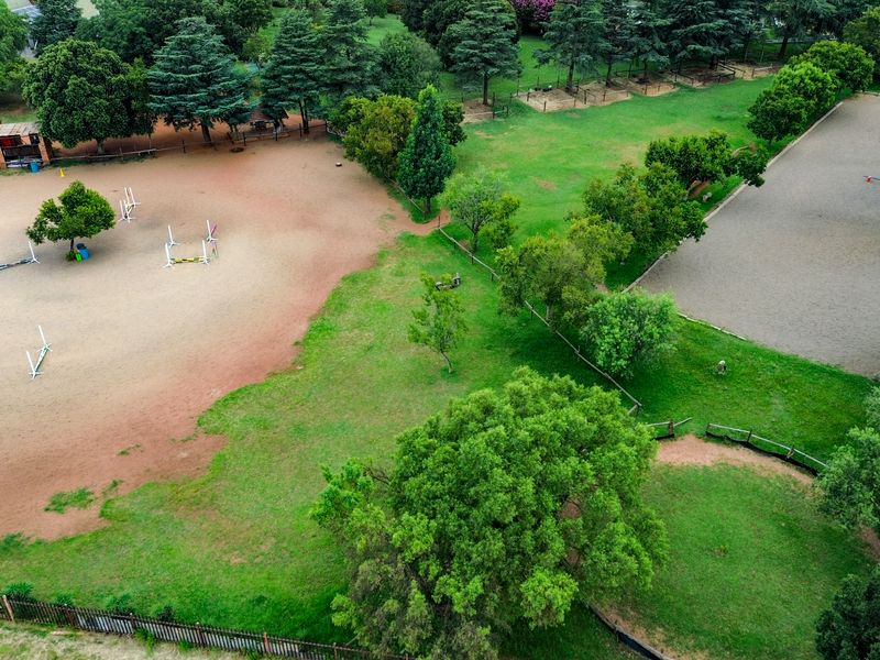 Bidding to start from R3,500,000!! Live Auction!! Farm Property with houses for Sale - Photo 2