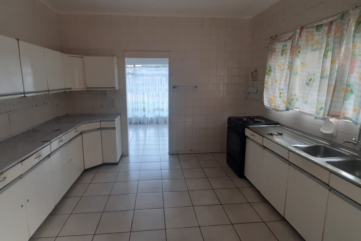 Spacious 2 Bedroom House to Rent in Gezina - Photo 4