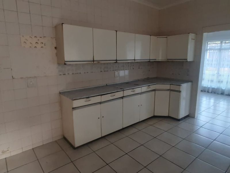 Spacious 2 Bedroom House to Rent in Gezina - Photo 5