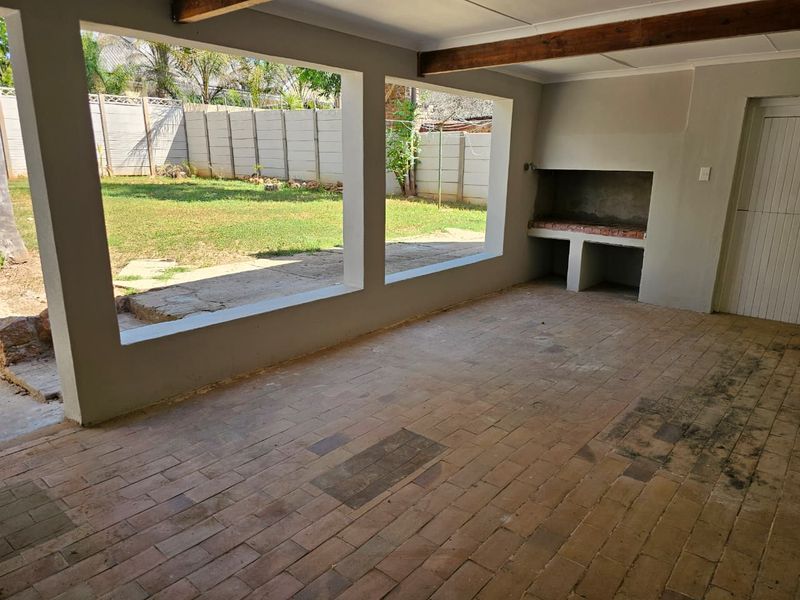 4 Bedroom House for sale in Riversdale - Photo 6