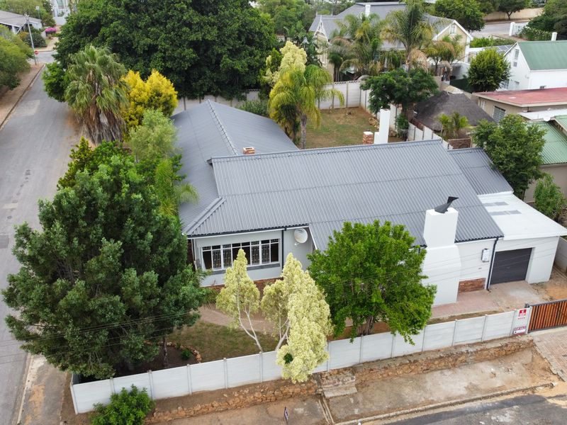 4 Bedroom House for sale in Riversdale - Photo 4