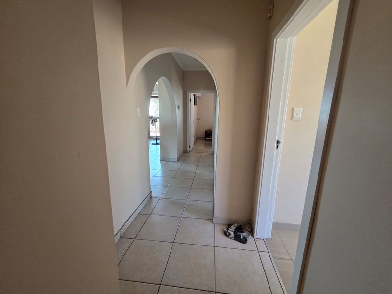 Modern Family Home  To Rent - Photo 10