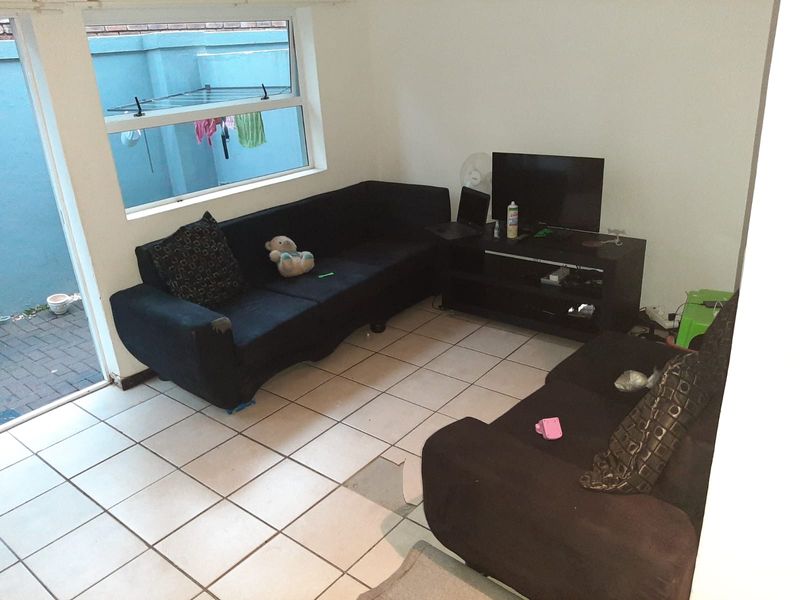 Well Located Duplex in Tranquil Pretoria North Setting - Photo 4