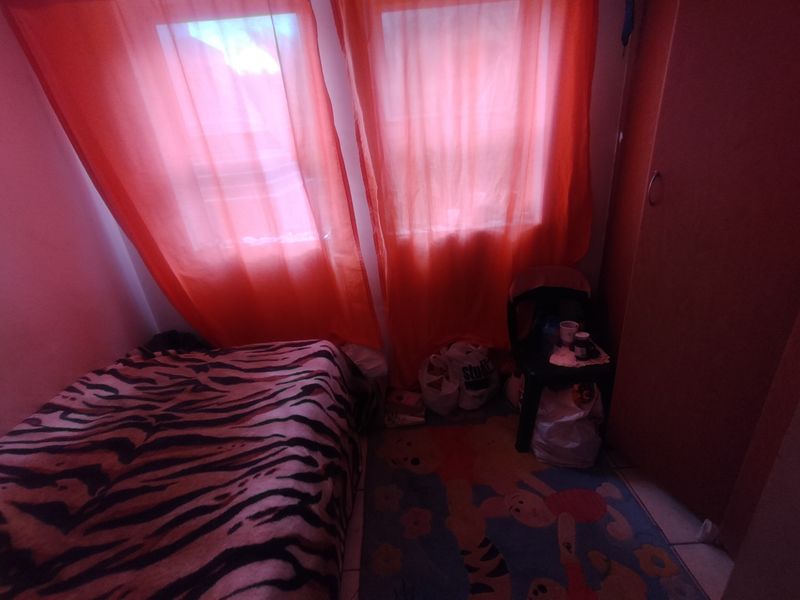 Well Located Duplex in Tranquil Pretoria North Setting - Photo 10