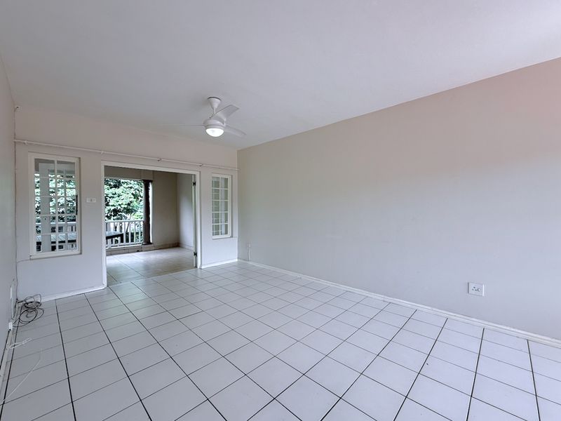 Coastal Charm Meets Effortless Living - Photo 4