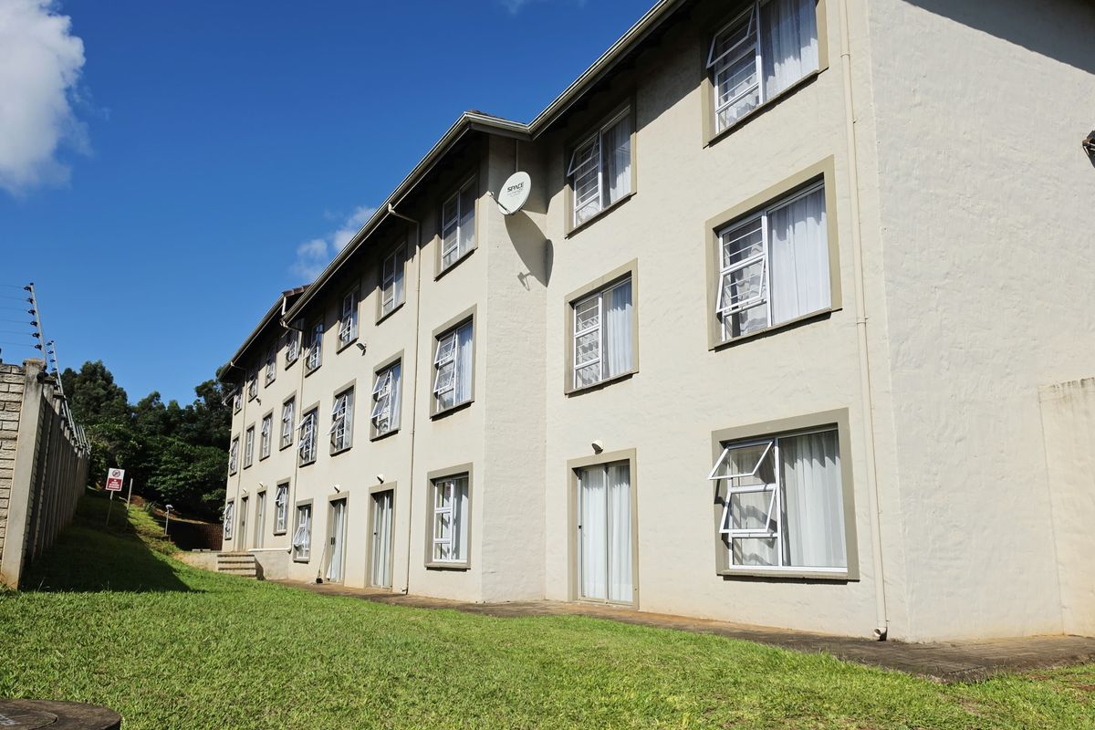 Apartment For Sale In Empangeni - Photo 2