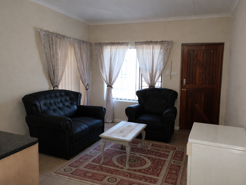 1-Bedroom Apartment in Secure Complex - Photo 4