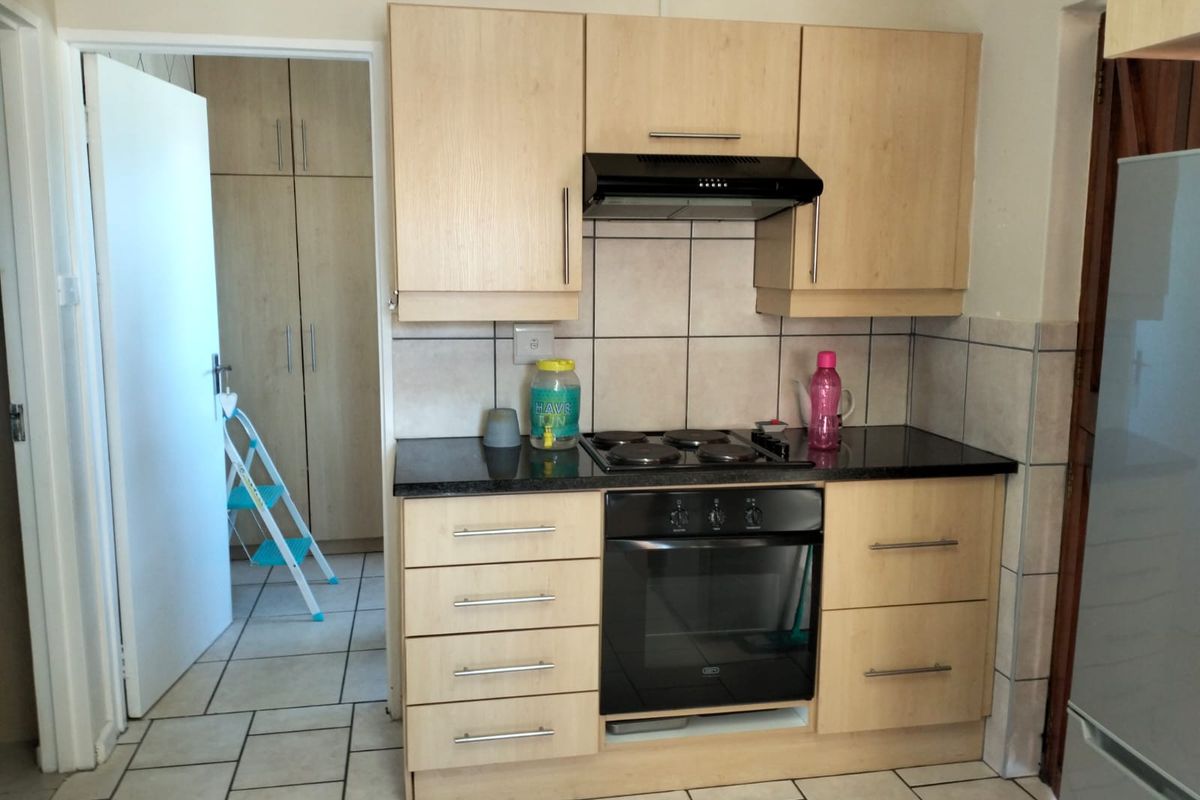 1-Bedroom Apartment in Secure Complex - Photo 5