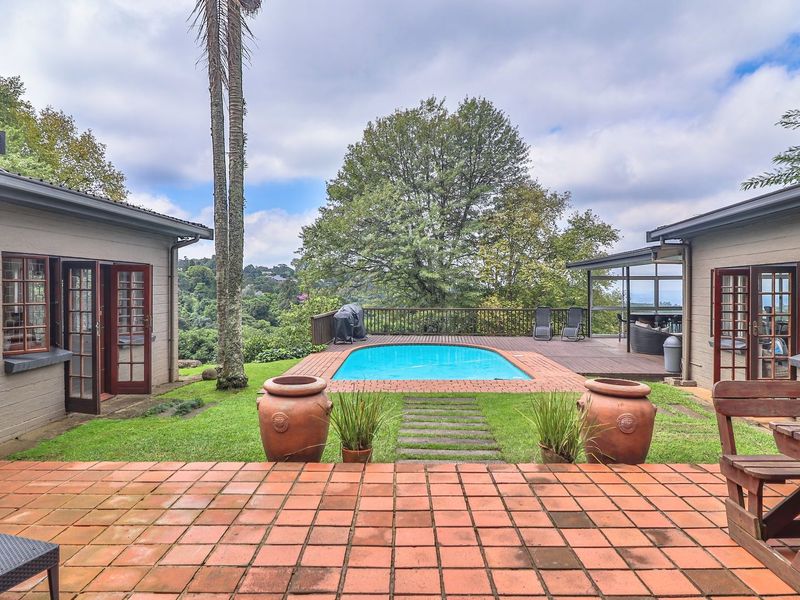 Family home with garden cottage - Photo 9