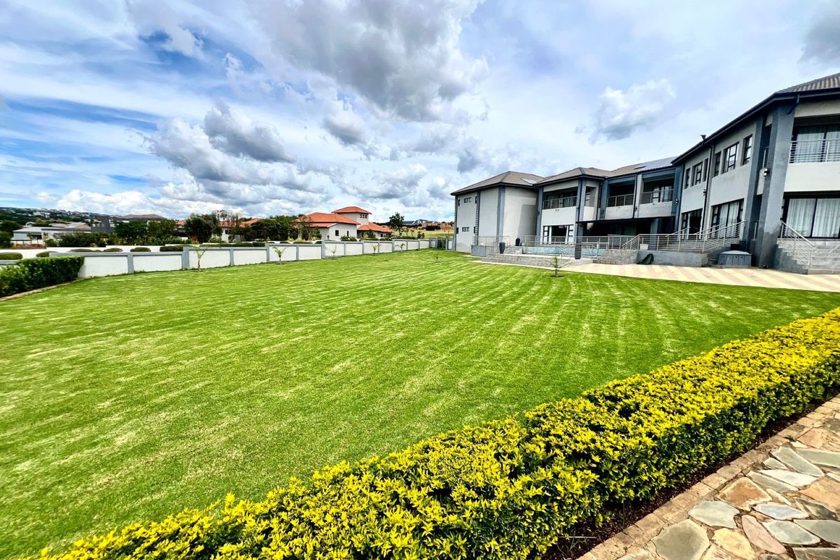 A Private Estate Where Luxury Meets Sustainable Living - Photo 5