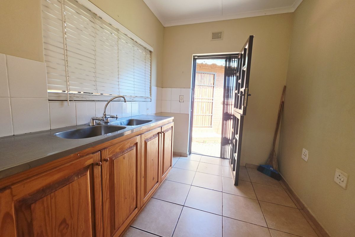 3 Bedroom House to Rent - Photo 5