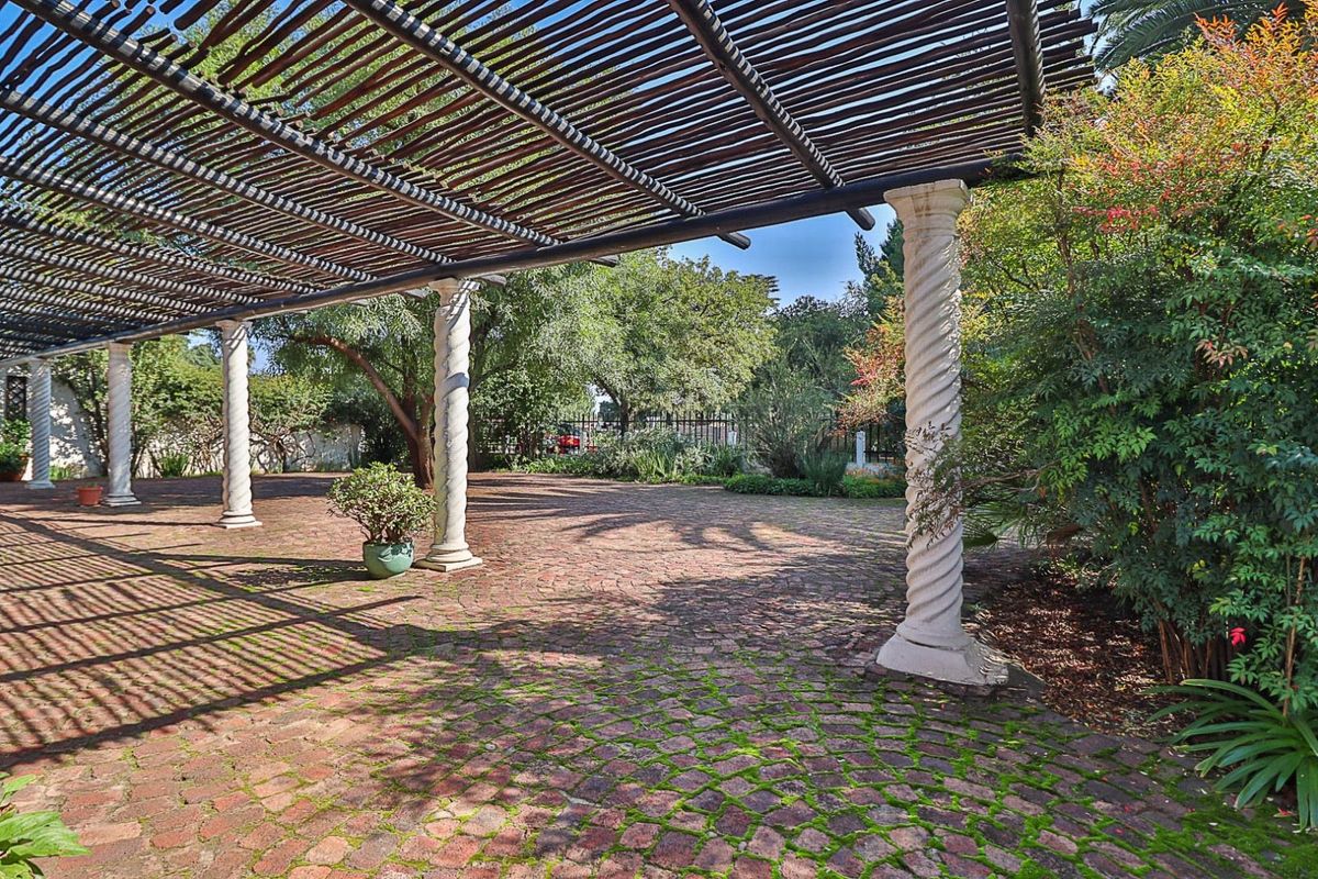 Where Comfort Meets Style – Stunning 3-Bedroom Home for sale in Vanderbijlpark SE1 - Photo 2