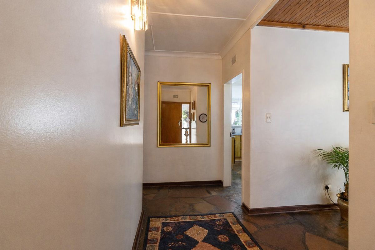 Where Comfort Meets Style – Stunning 3-Bedroom Home for sale in Vanderbijlpark SE1 - Photo 3