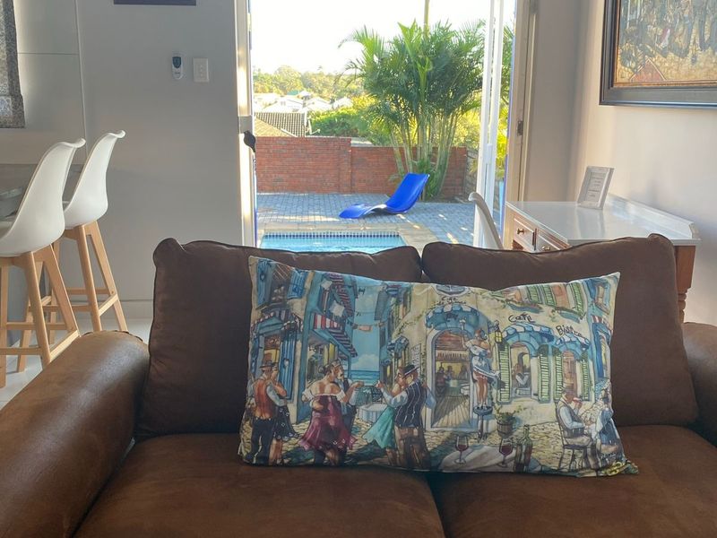 Stunning Fully Furnished Home to Rent in Beacon Bay! - Photo 8