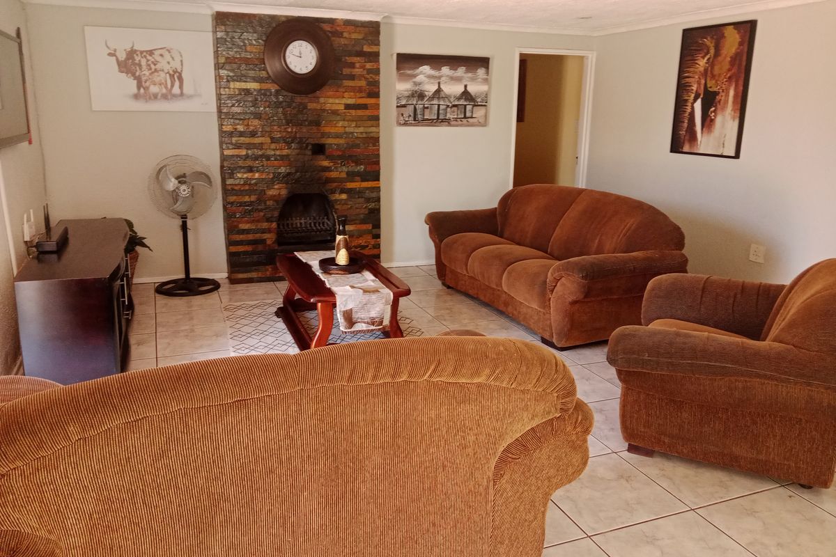 4 bedrooms, 2 bathrooms Crown Gardens - Photo 5