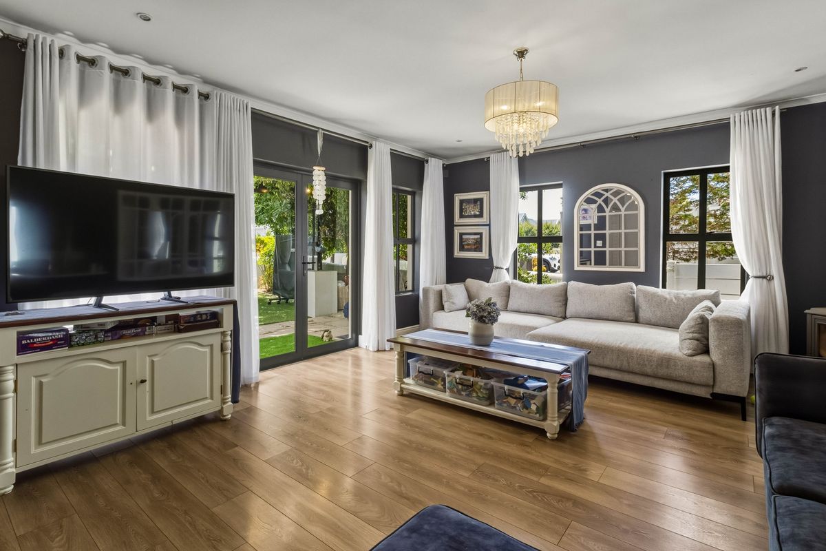 Family Home in Schonenberg Estate—Entertain in Style with Pool & Braai - Photo 3