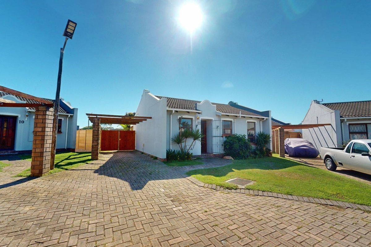 Cozy 2-Bedroom Townhouse in Kabega - Photo 2