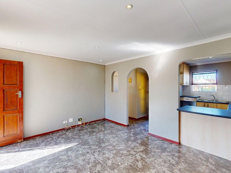 Cozy 2-Bedroom Townhouse in Kabega - Photo 7