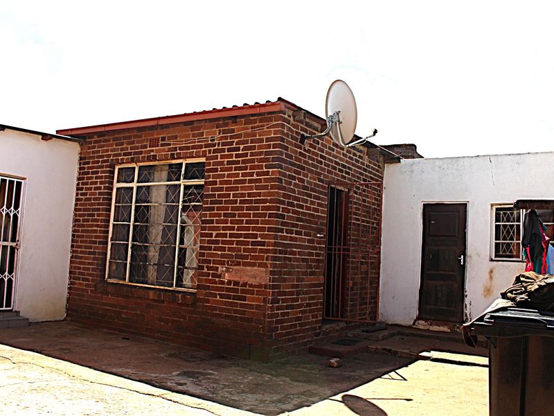 Seller Collecting R 19 200 Monthly In Rrental Income - Photo 3