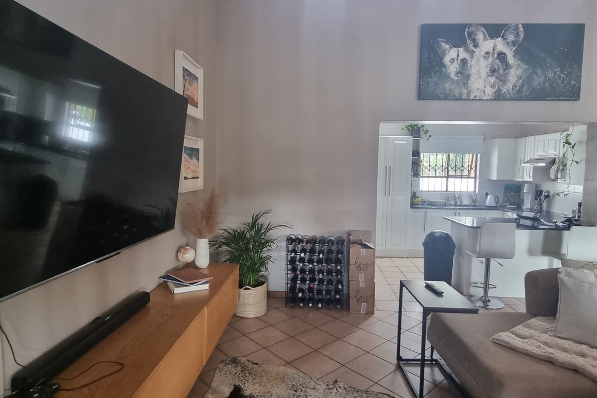 Delightul Sunny & Very Bright! - Photo 4