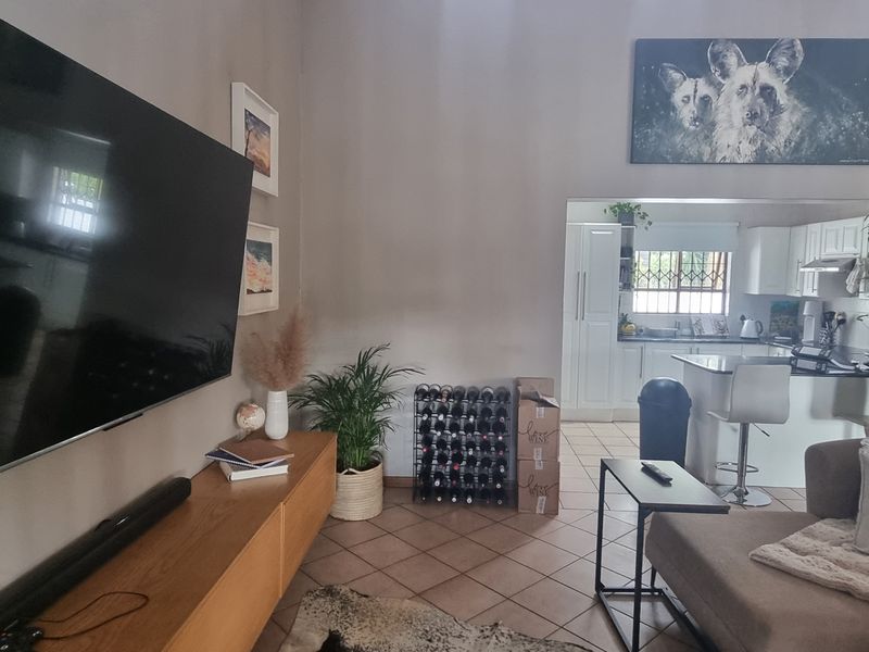 Delightul Sunny & Very Bright! - Photo 4