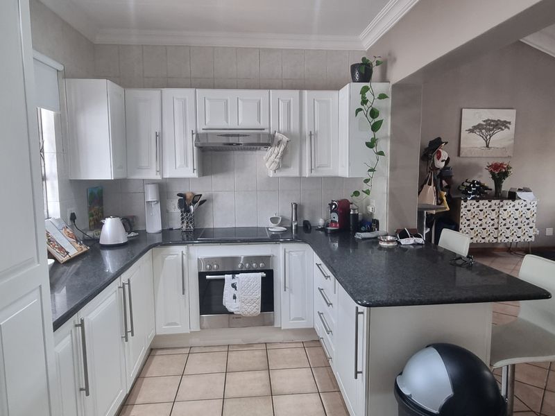 Delightul Sunny & Very Bright! - Photo 8