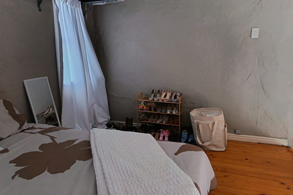 Humewood:   Popular Loft apartment in Humewood Gardens - Photo 2