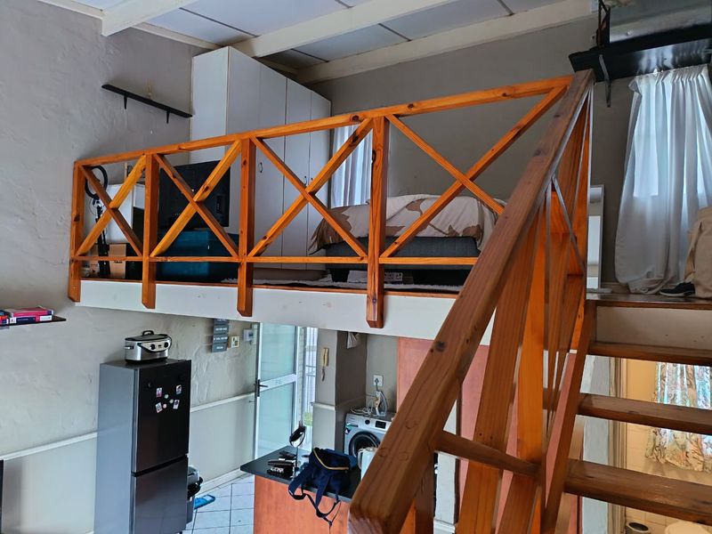 Humewood:   Popular Loft apartment in Humewood Gardens - Photo 7