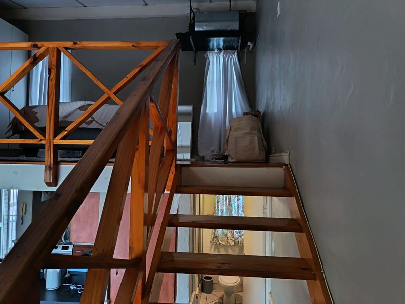 Humewood:   Popular Loft apartment in Humewood Gardens - Photo 6