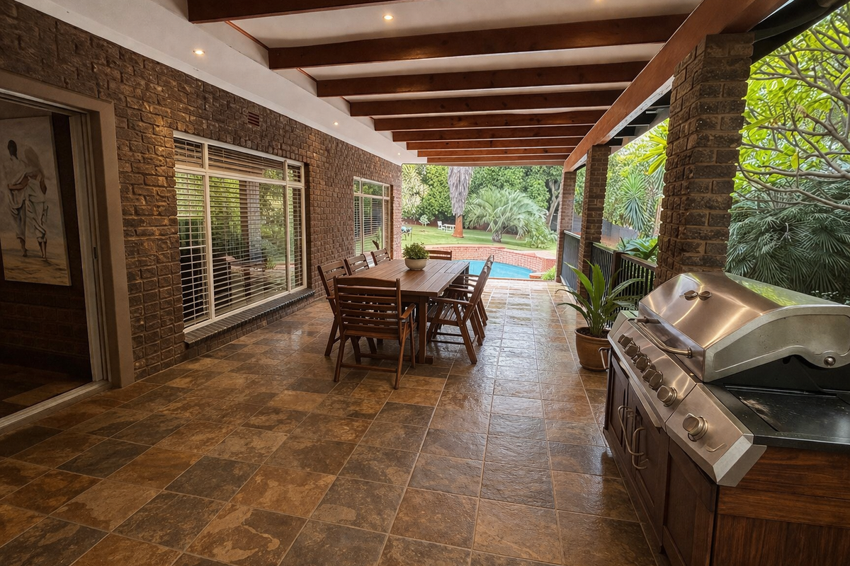 Spacious Family Living with Exceptional Entertainment & Garden Oasis - Photo 4