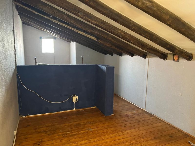 Cute and neat 45m2 2-bedroom townhouse situated within a sought-after boomed area - Photo 9